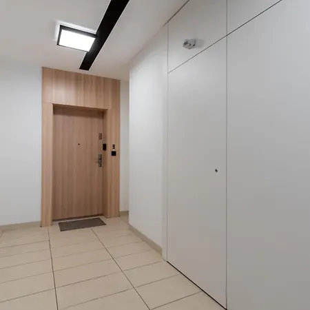 Rogozinskiego 2-bedroom Lejlighed